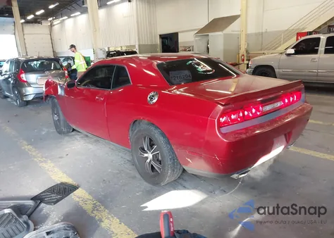 2010 Dodge Challenger R/T z USA, uszkodzony, nr VIN 2B3CJ5DT9AH129543